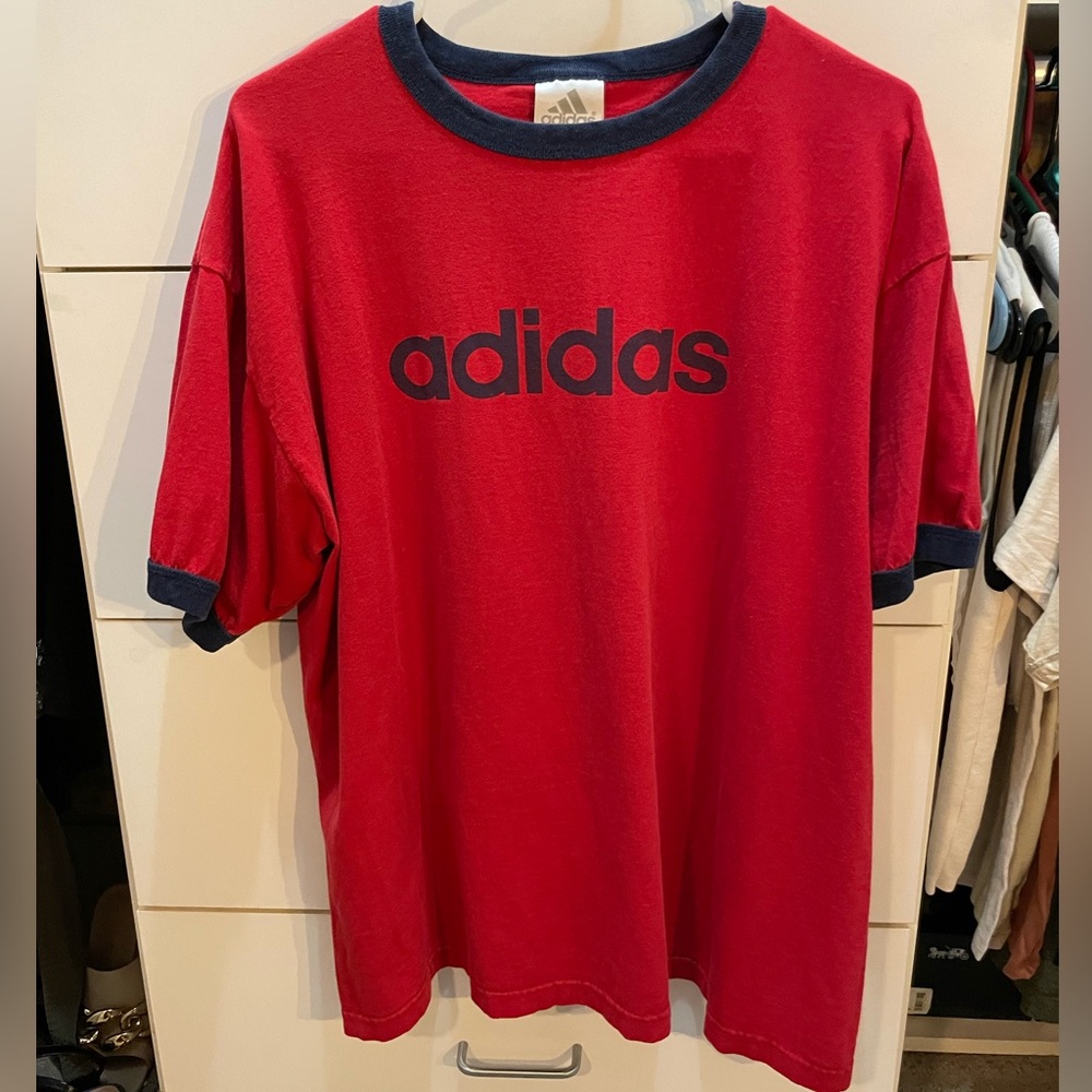 Adidas Vintage Style T-Shirt Red L
